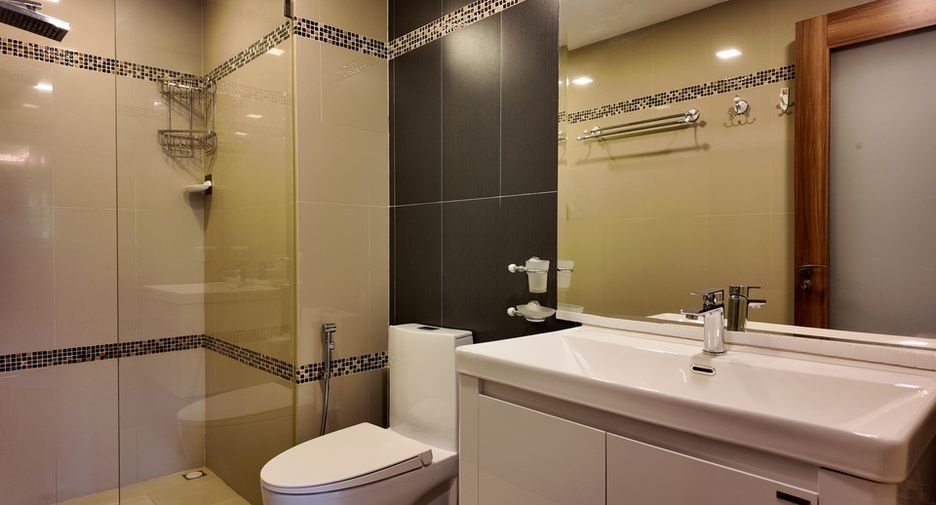 À vendre 2 chambres condo à Bang Lamung, Chonburi
