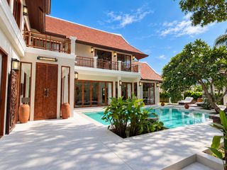 Villa en venta de 5 habitaciones en Bang Lamung, Chonburi