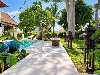 Villa en venta de 5 habitaciones en Bang Lamung, Chonburi