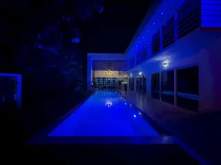 Villa zur Miete und zum Kauf mit 5 Zimmer in Bang Lamung, Chonburi