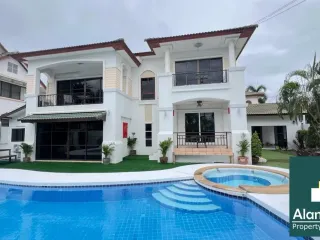 Haus zur Miete mit 6 Zimmer in Bang Lamung, Chonburi