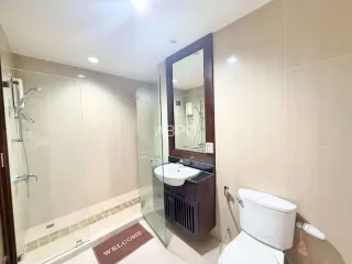 出租 和 出售 2 卧室 公寓 在 Bang Lamung, Chon Buri