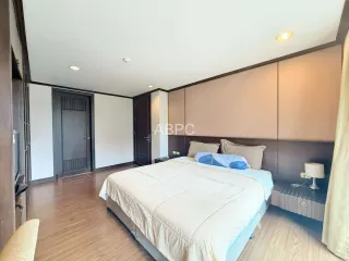 出租 和 出售 2 卧室 公寓 在 Bang Lamung, Chon Buri
