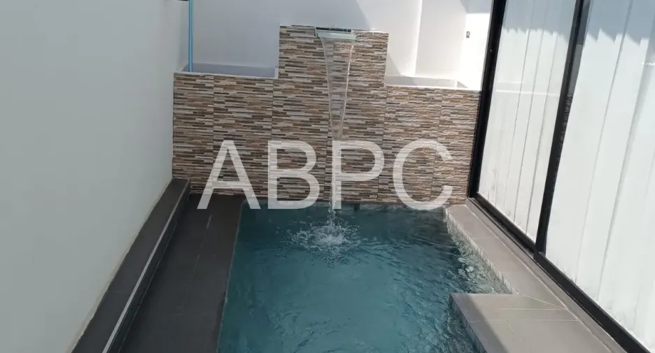 For sale 4 bedrooms townhouse in Bang Lamung, Chonburi