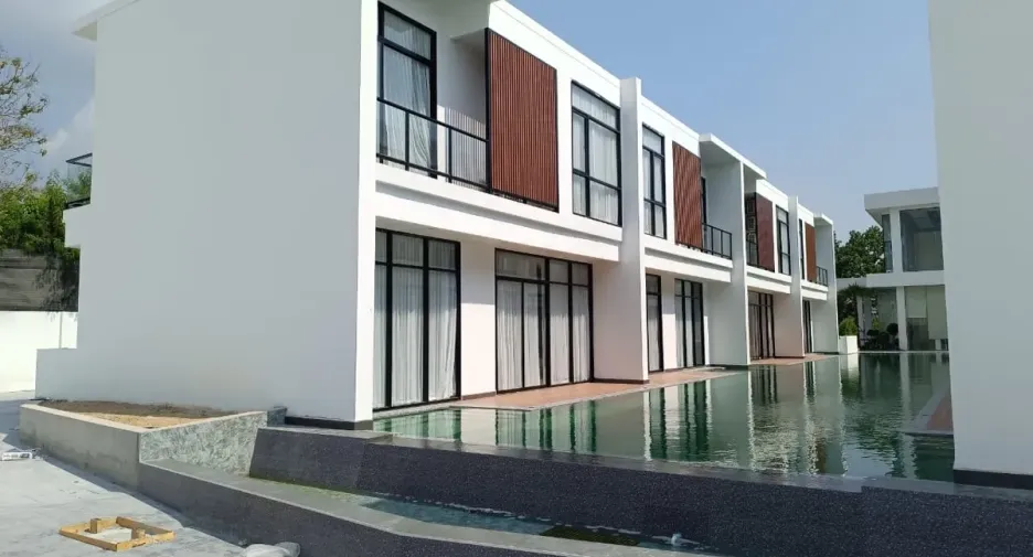For sale 4 bedrooms townhouse in Bang Lamung, Chonburi