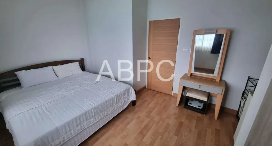 For sale 2 bedrooms townhouse in Bang Lamung, Chonburi