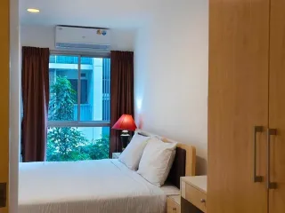 Condo en venta y en alquiler de 1 habitaciones en Phra Khanong, Bangkok