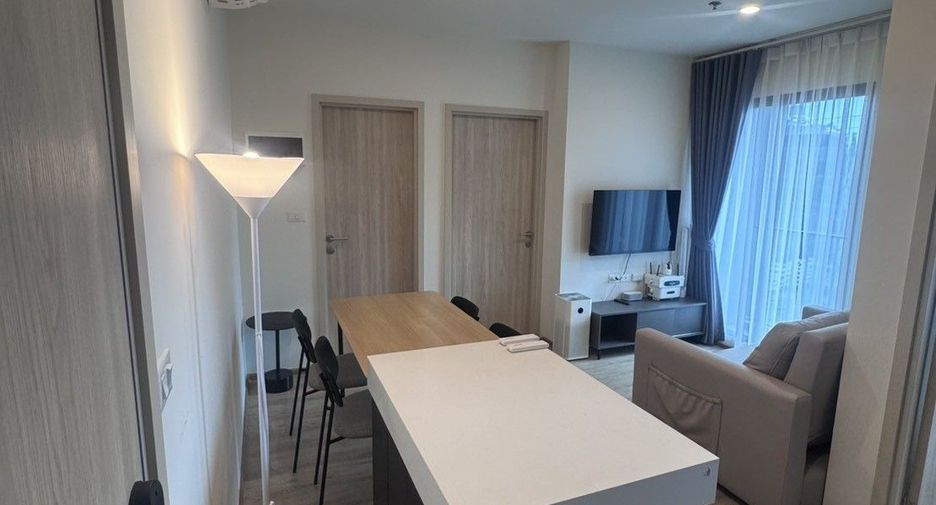 For sale 2 bedrooms condo in Huai Khwang, Bangkok