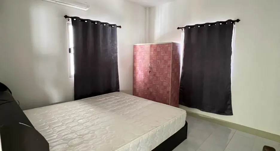 À louer 2 chambres maison à Ban Chang, Rayong