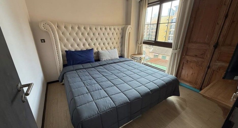 Продажа 2 спальни кондо в Йомтиен, Паттайя