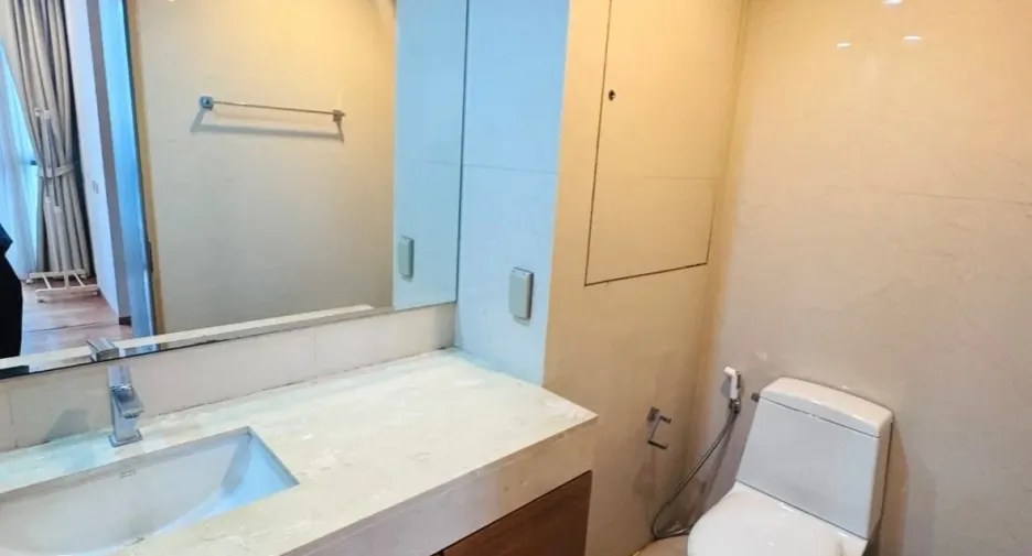À vendre 1 chambre condo à Yan Nawa, Bangkok