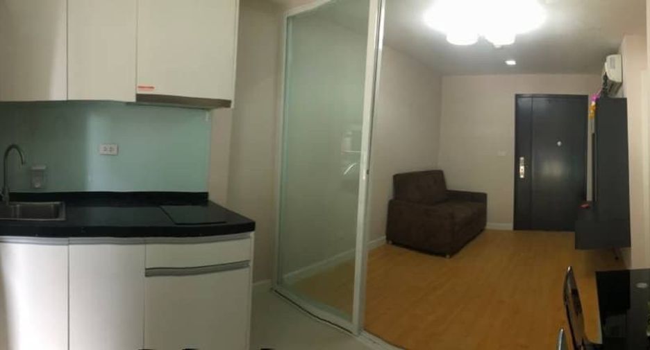 For sale 1 bed condo in Phra Khanong, Bangkok