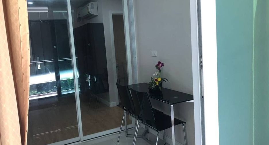 For sale 1 bed condo in Phra Khanong, Bangkok
