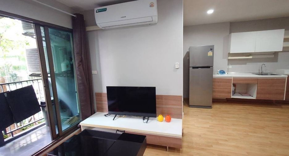 À louer 2 chambres condo à Din Daeng, Bangkok