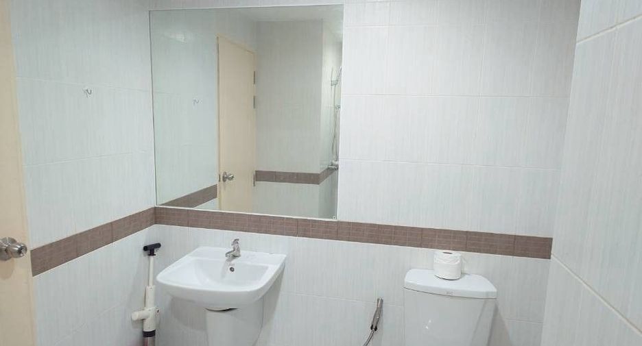 À louer 2 chambres condo à Din Daeng, Bangkok