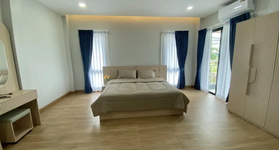 Villa en venta de 4 habitaciones en Doi Saket, Chiang Mai