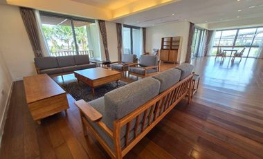For rent 3 bedrooms condo in Yan Nawa, Bangkok