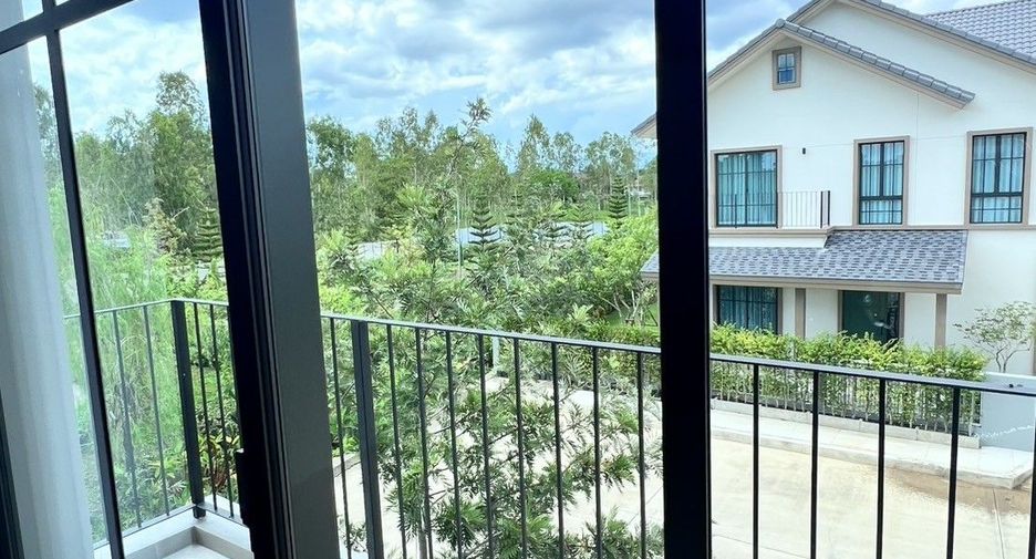 For rent 5 bedrooms house in San Pa Tong, Chiang Mai