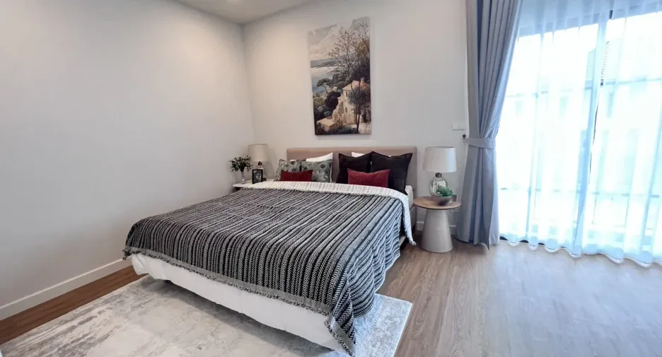For rent 5 bedrooms house in San Pa Tong, Chiang Mai