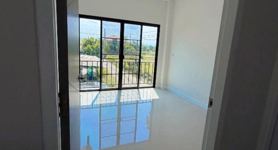 For sale 2 ベッドルーム house in Mueang Lamphun, Lamphun