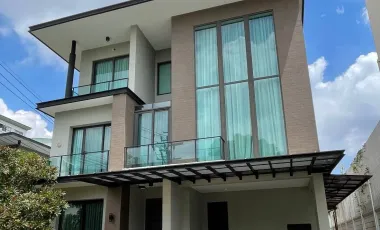 For sale 3 bedrooms house in Wang Thonglang, Bangkok