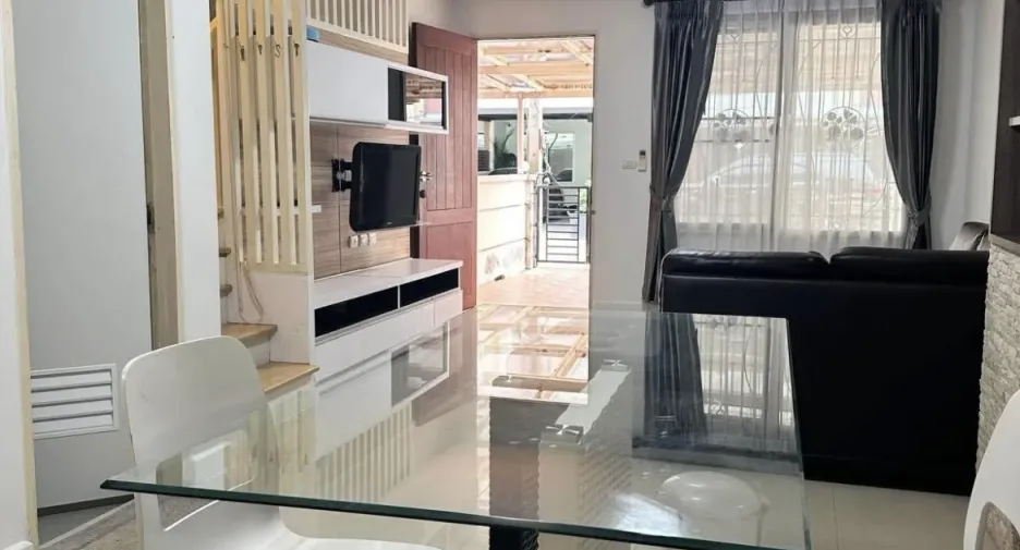 For sale and for rent 3 bedrooms townhouse in Bueng Kum, Bangkok
