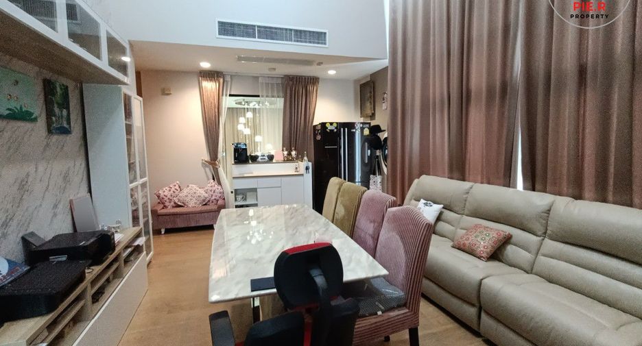For sale 4 ベッドルーム house in Bang Kapi, Bangkok