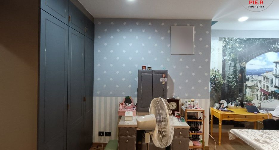 For sale 4 ベッドルーム house in Bang Kapi, Bangkok