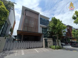 For sale 4 ベッドルーム house in Bang Kapi, Bangkok