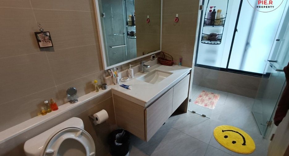 For sale 4 ベッドルーム house in Bang Kapi, Bangkok