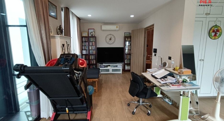 For sale 4 ベッドルーム house in Bang Kapi, Bangkok
