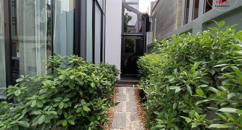 For sale 4 ベッドルーム house in Bang Kapi, Bangkok