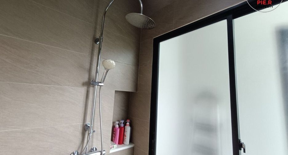 For sale 4 ベッドルーム house in Bang Kapi, Bangkok