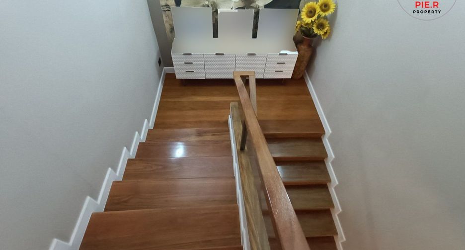 For sale 4 ベッドルーム house in Bang Kapi, Bangkok