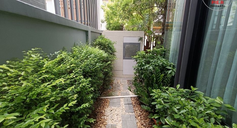 For sale 4 ベッドルーム house in Bang Kapi, Bangkok