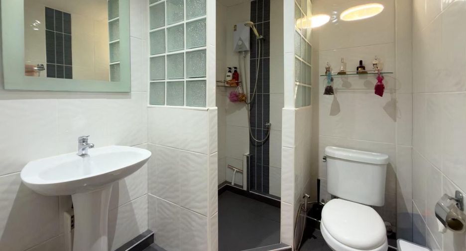Villa zum Kauf mit 4 Zimmer in Mueang Krabi, Krabi