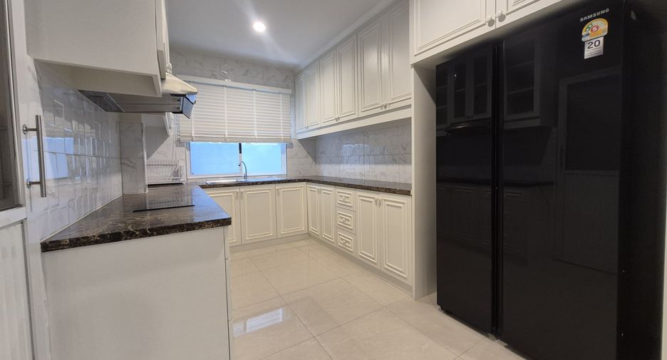 For rent 3 bedrooms house in Bang Lamung, Chonburi