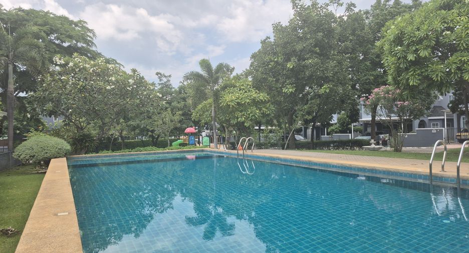 For rent 3 bedrooms house in Bang Lamung, Chonburi