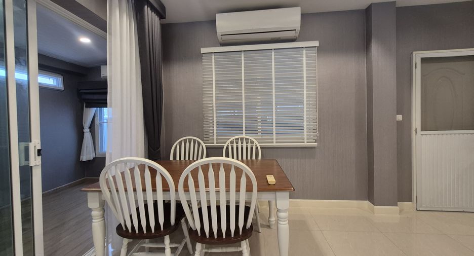 For rent 3 bedrooms house in Bang Lamung, Chonburi