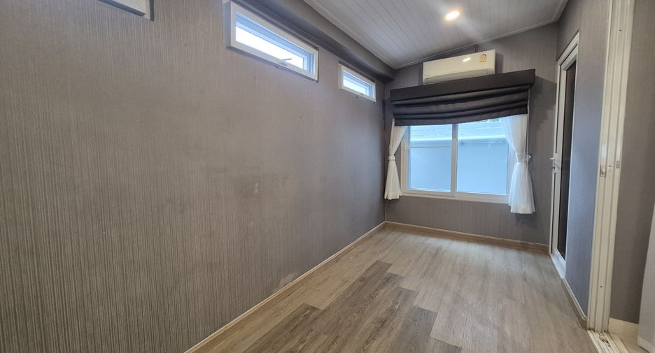 For rent 3 bedrooms house in Bang Lamung, Chonburi