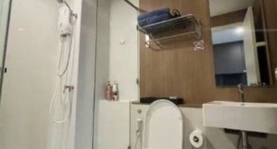 For rent 2 bedrooms condo in Sathon, Bangkok