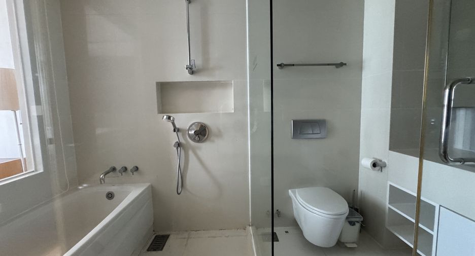 For rent 1 Beds condo in Khlong Toei, Bangkok