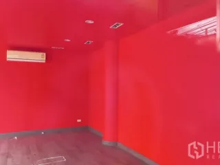 Gewerbefläche zur Miete in Phra Khanong, Bangkok
