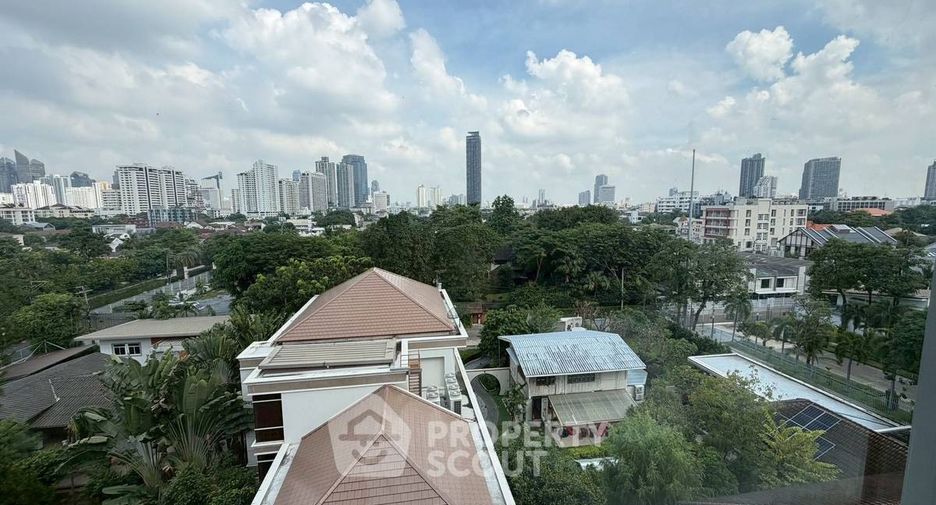 For rent 1 bed condo in Watthana, Bangkok