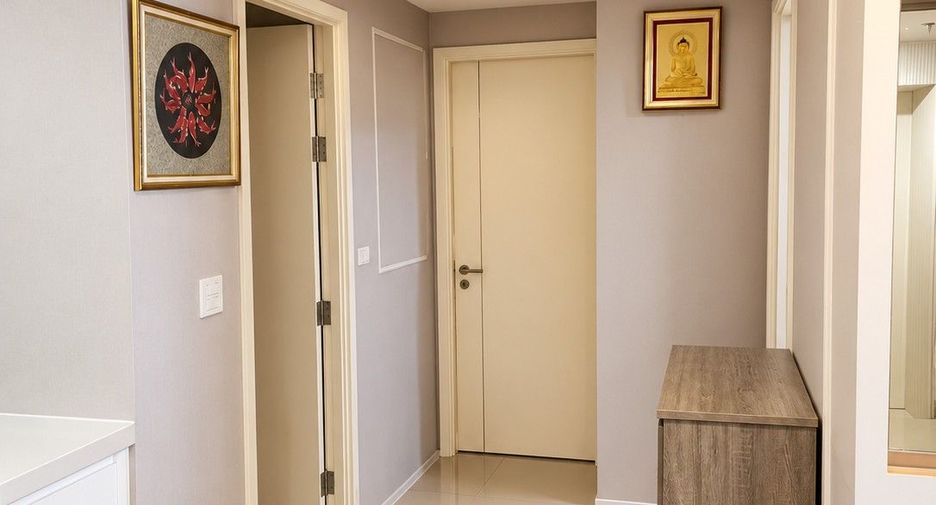 À vendre 2 chambres condo à Yan Nawa, Bangkok