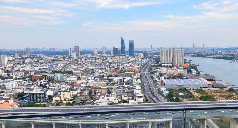 À vendre 2 chambres condo à Yan Nawa, Bangkok