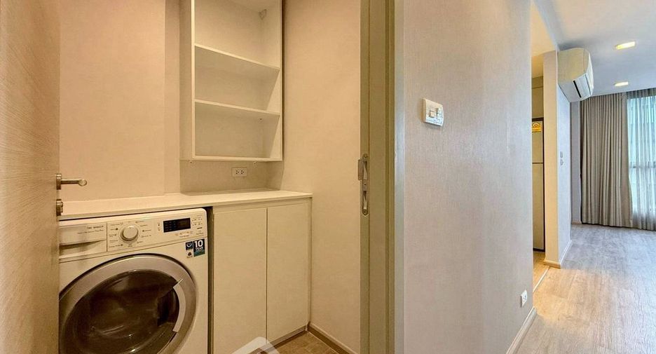 À louer 3 chambres condo à Khlong Toei, Bangkok