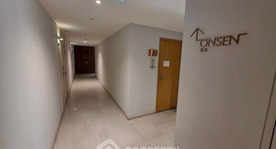 For sale 1 bed condo in Watthana, Bangkok