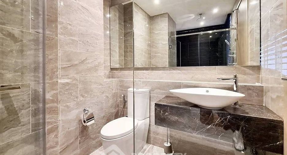 For rent 1 bed condo in Huai Khwang, Bangkok