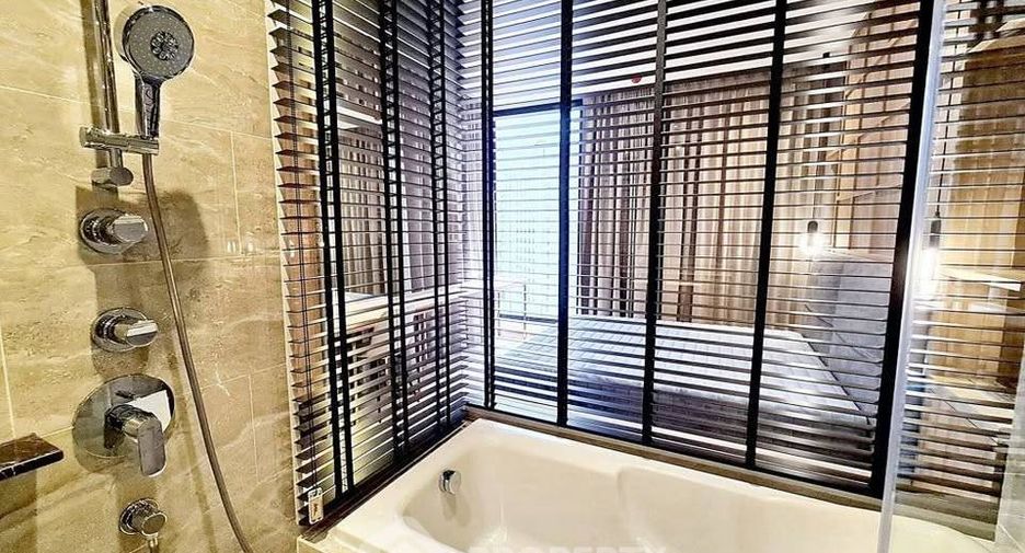 For rent 1 bed condo in Huai Khwang, Bangkok